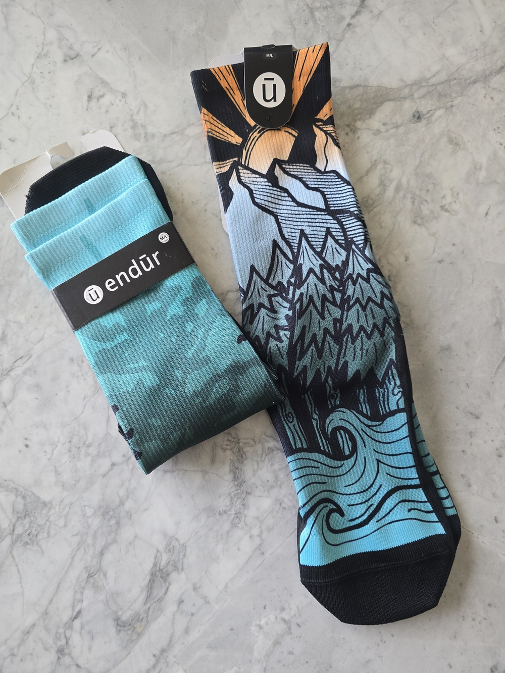 2 Pair endur Performance Crew Running Socks